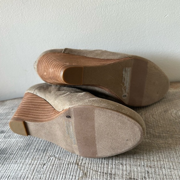 Report Gower Cutout Wedge Bootie - Picture 3 of 8